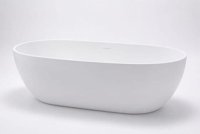 Freestanding soaking tub